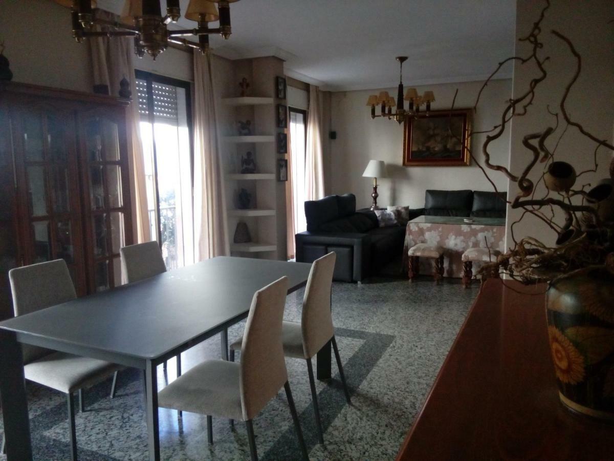 梅里达Casa Turistica Termas Aparcamiento Y Desayuno Incluido别墅 外观 照片